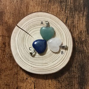 Pendentif cœur en pierre naturelle